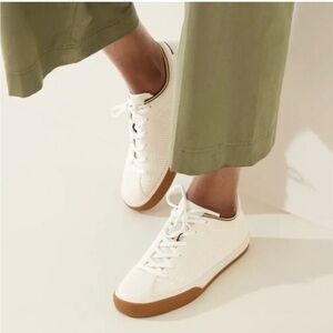 *LIKE NEW* Rothy’s Lace Up Sneaker in Vanilla